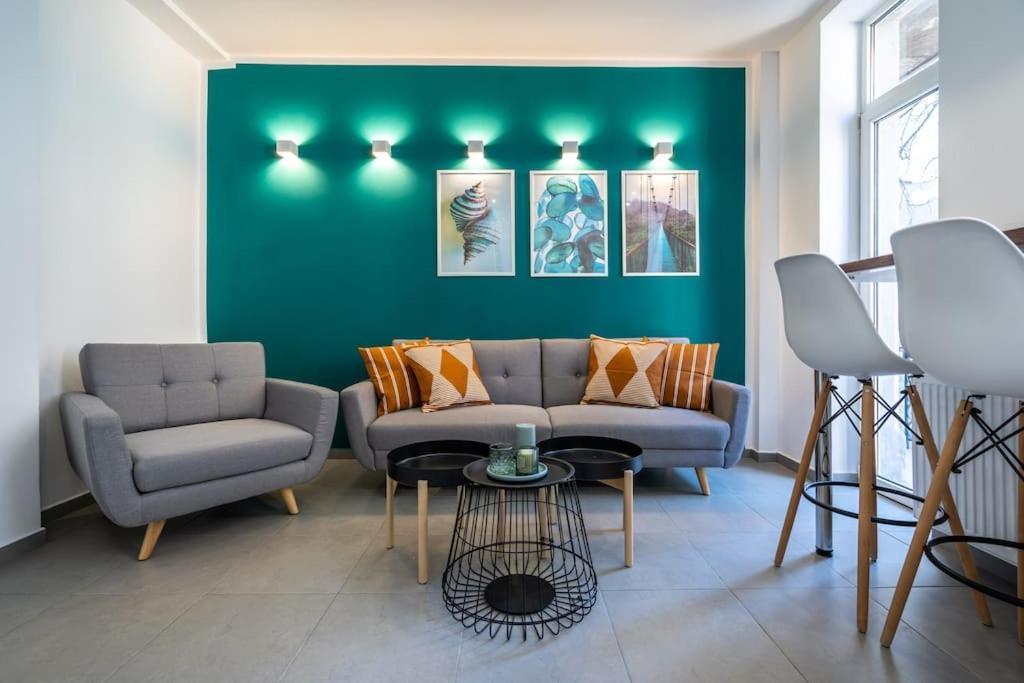 Holiday Vibe - 2R Apartment In Piata Romana Бухарест Екстер'єр фото