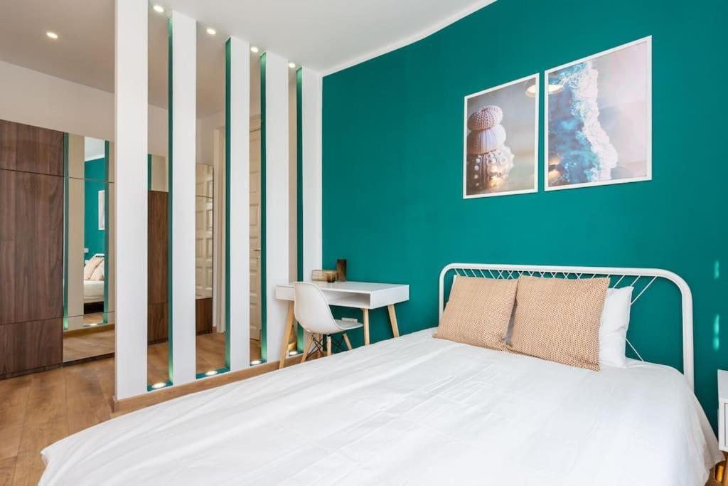 Holiday Vibe - 2R Apartment In Piata Romana Бухарест Екстер'єр фото